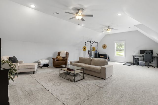 813 Ridgestone Pl, Lebanon, TN 37087