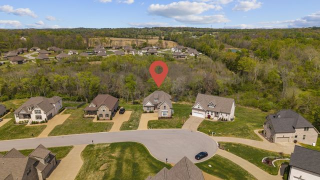 813 Ridgestone Pl, Lebanon, TN 37087