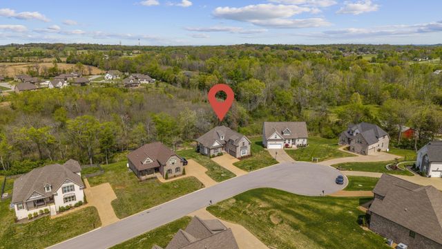 813 Ridgestone Pl, Lebanon, TN 37087