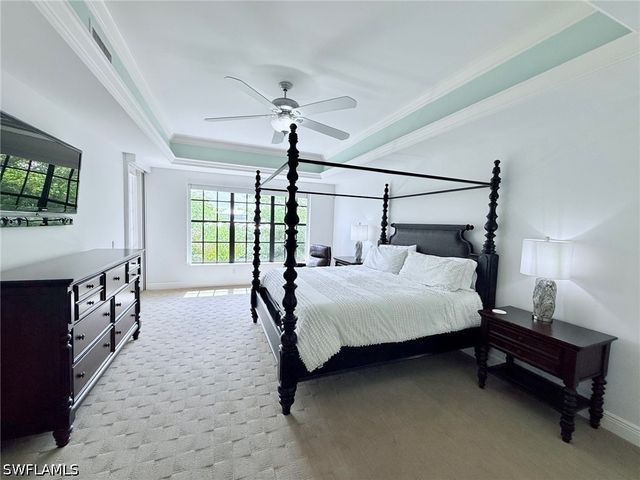 705 10th ST S 301, Naples, FL 34102