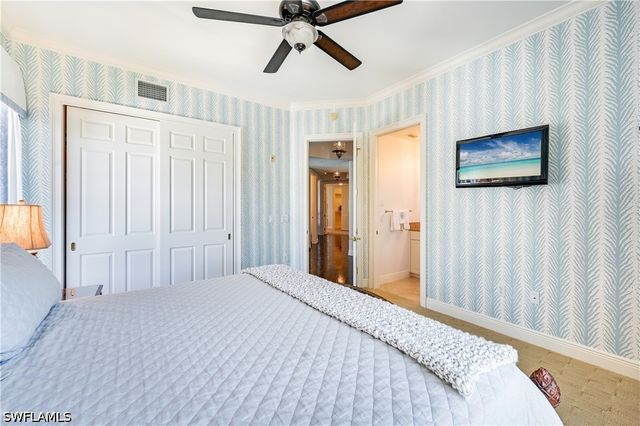 705 10th ST S 301, Naples, FL 34102
