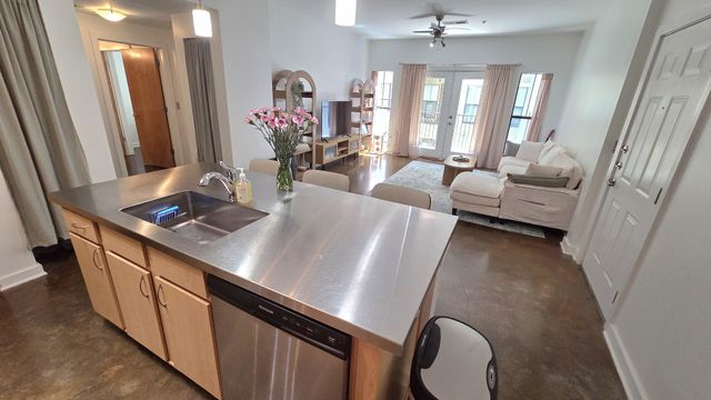 1803 Broadway Apt 315, Nashville, TN 37203