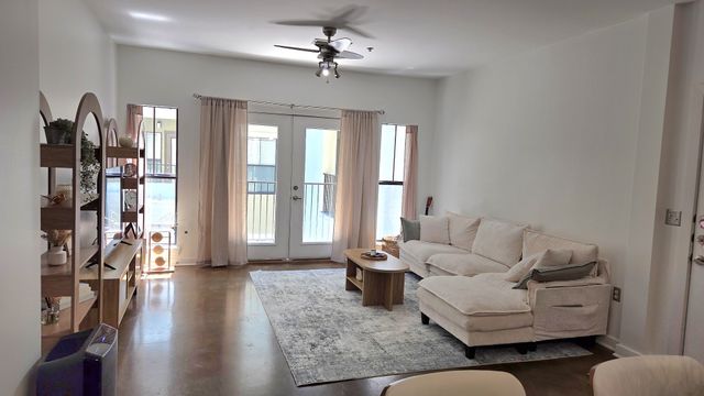 1803 Broadway Apt 315, Nashville, TN 37203