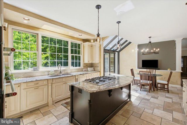 11224 DEVEREUX MANOR LN, Fairfax Station, VA 22039