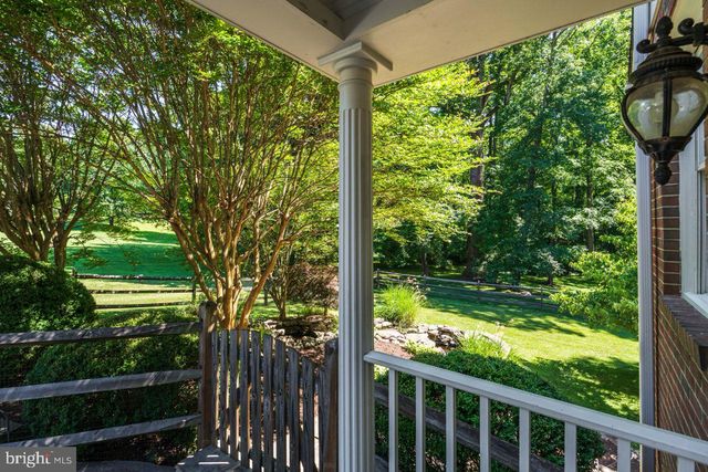 11224 DEVEREUX MANOR LN, Fairfax Station, VA 22039