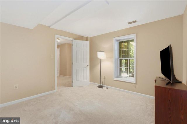 11224 DEVEREUX MANOR LN, Fairfax Station, VA 22039