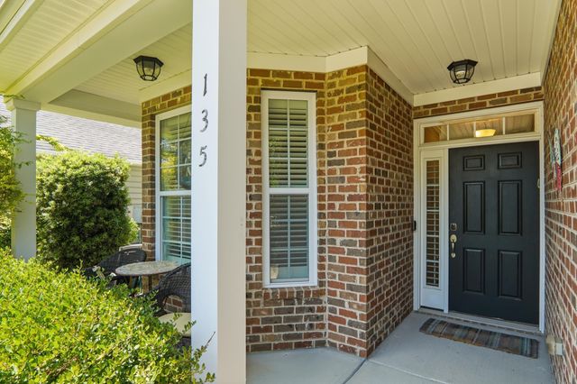 135 Brutus Lane, Summerville, SC 29485