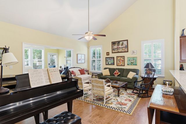 135 Brutus Lane, Summerville, SC 29485