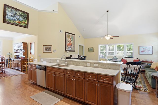 135 Brutus Lane, Summerville, SC 29485