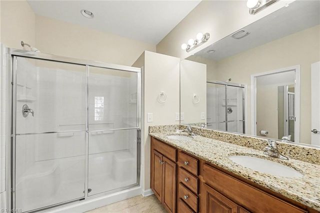 535 Trillium Place Drive, Kernersville, NC 27284