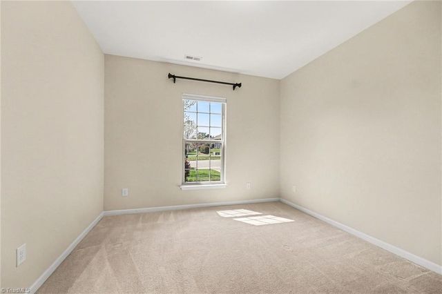 535 Trillium Place Drive, Kernersville, NC 27284