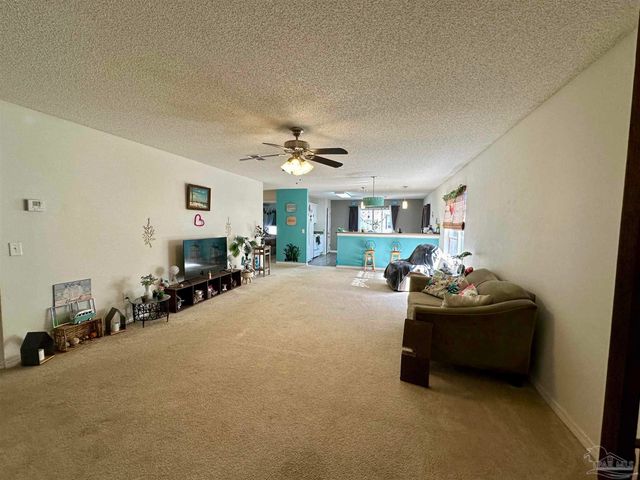 10532 Wilderness Ln, Pensacola, FL 32534