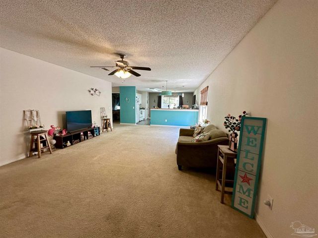 10532 Wilderness Ln, Pensacola, FL 32534