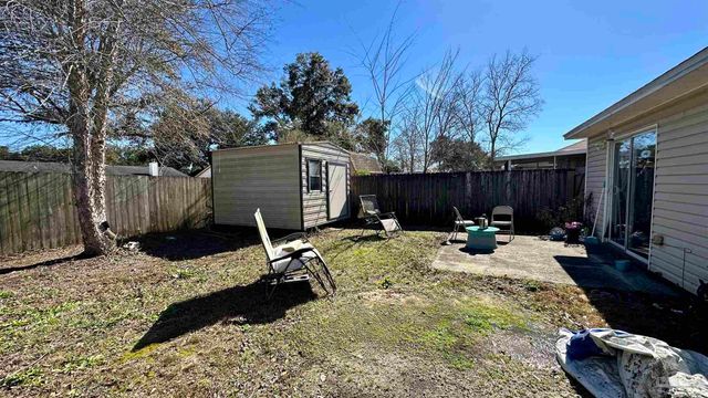 10532 Wilderness Ln, Pensacola, FL 32534