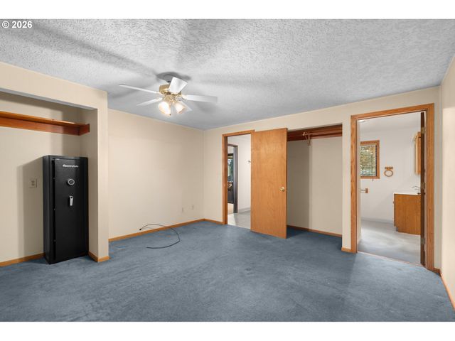 14213 Ne 76TH St, Vancouver, WA 98682