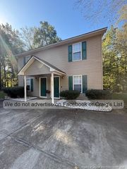 570 Crooked Creek Court, Fayetteville, NC 28301