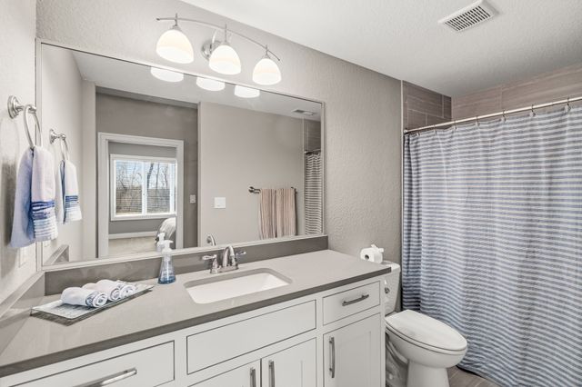 1201 North Drive, Polk City, IA 50226