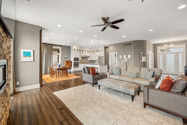 1201 North Drive, Polk City, IA 50226