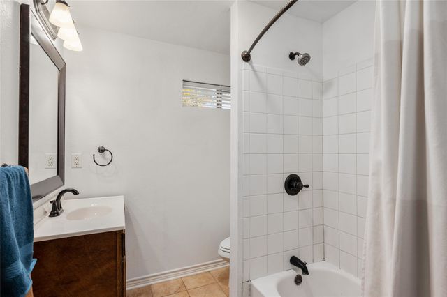 1517 N Highland Avenue, Sherman, TX 75092