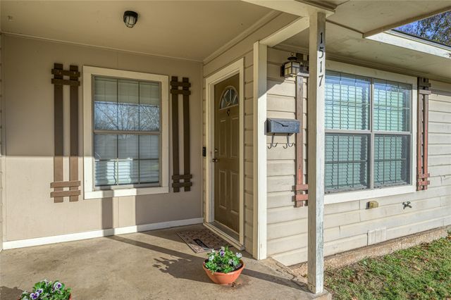 1517 N Highland Avenue, Sherman, TX 75092
