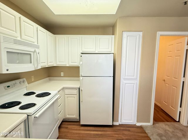 11375 E Sahuaro Drive 2043, Scottsdale, AZ 85259
