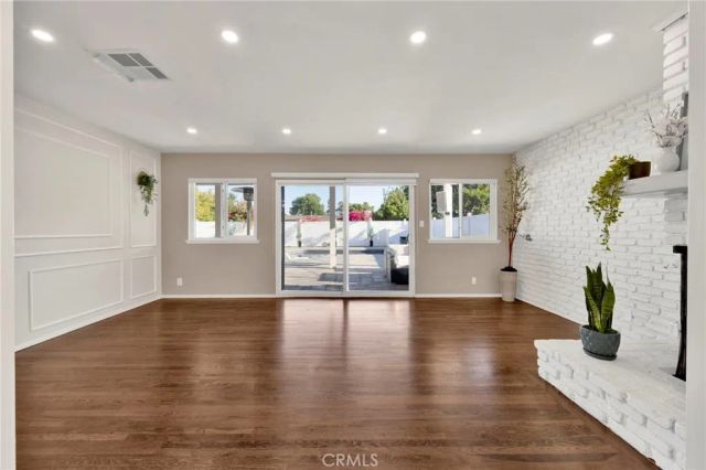 19116 Napa Street, Northridge, CA 91324