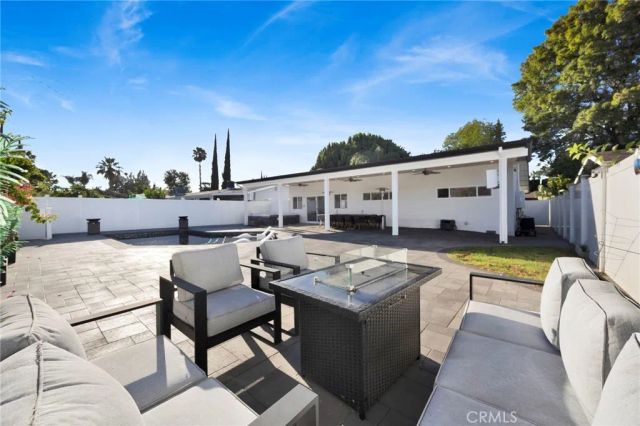 19116 Napa Street, Northridge, CA 91324