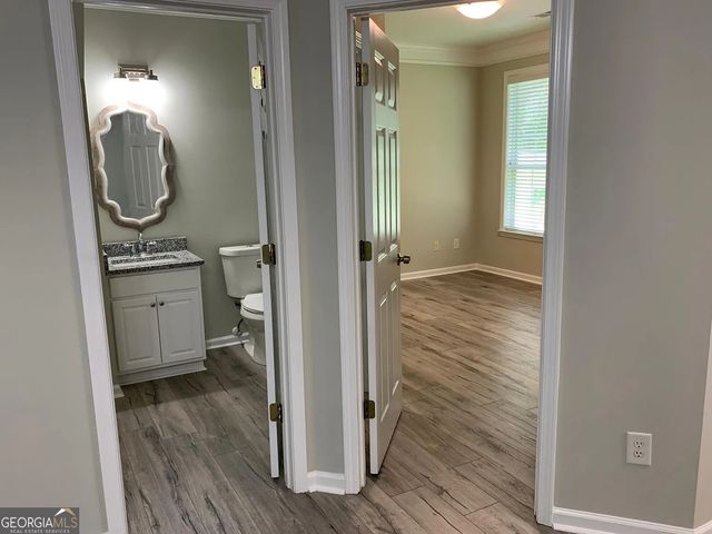 952 Abbey Park Way, Lawrenceville, GA 30044