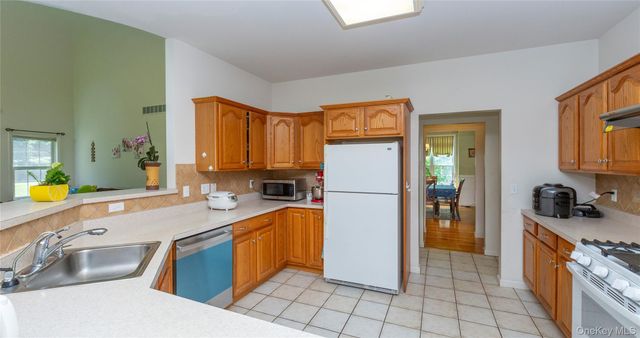 63 Guinness Way, Hopewell Junction, NY 12533