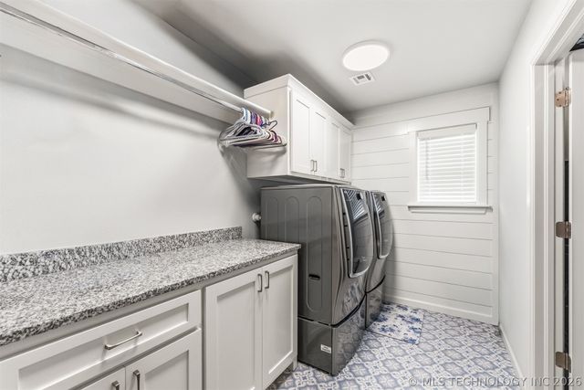 5565 E 141st Place N, Collinsville, OK 74021