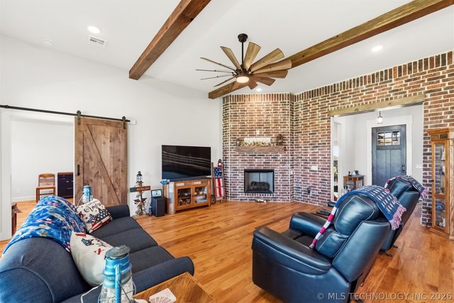 5565 E 141st Place N, Collinsville, OK 74021