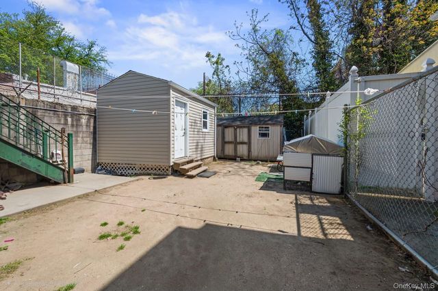 425 Barbey Street, Brooklyn, NY 11207