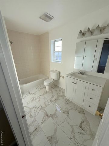 219 Marylou Avenue 2, Yonkers, NY 10703