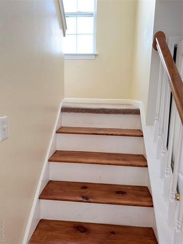 219 Marylou Avenue 2, Yonkers, NY 10703