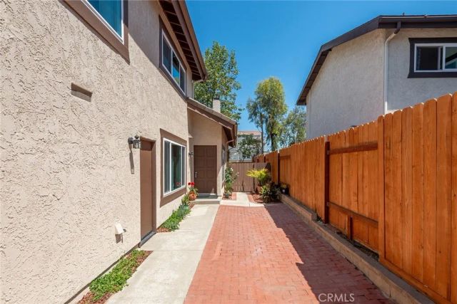 1881 Galway, Newbury Park, CA 91320