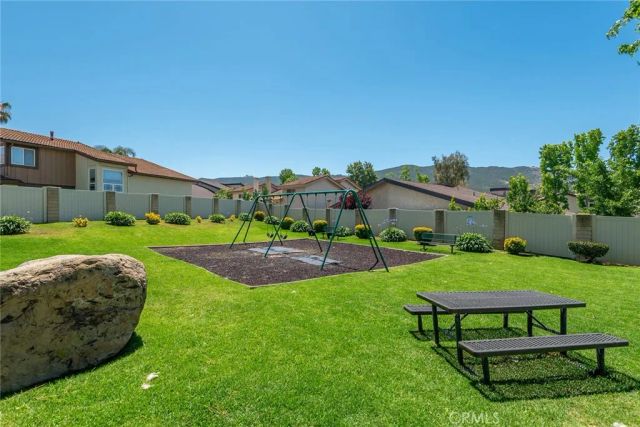 1881 Galway, Newbury Park, CA 91320
