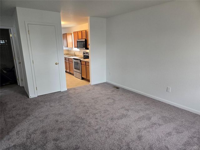 55606 E 28th Place, Strasburg, CO 80136