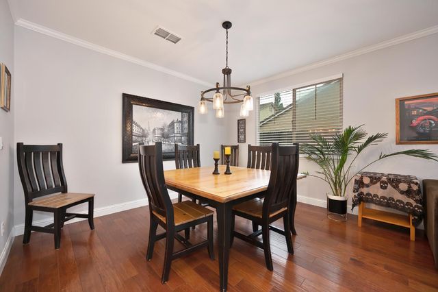 1908 Saint Anthony Ln, Roseville, CA 95747