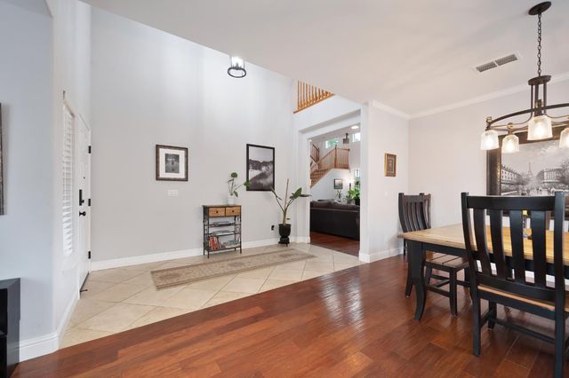 1908 Saint Anthony Ln, Roseville, CA 95747