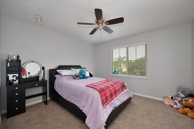 1908 Saint Anthony Ln, Roseville, CA 95747