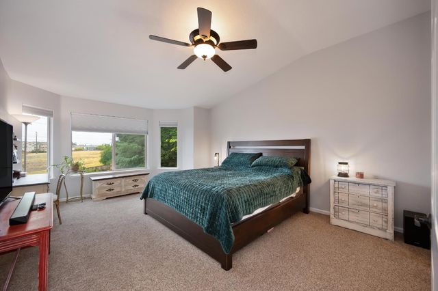 1908 Saint Anthony Ln, Roseville, CA 95747