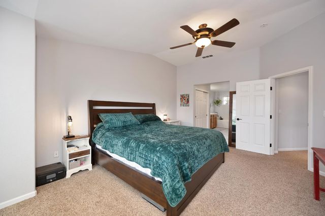 1908 Saint Anthony Ln, Roseville, CA 95747