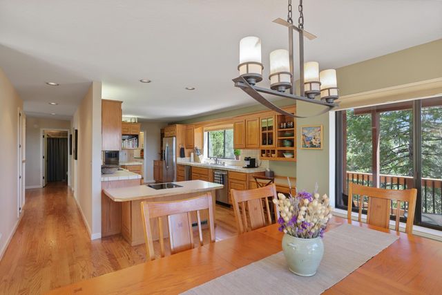 659 Sugarbush, Murphys, CA 95247