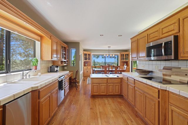 659 Sugarbush, Murphys, CA 95247