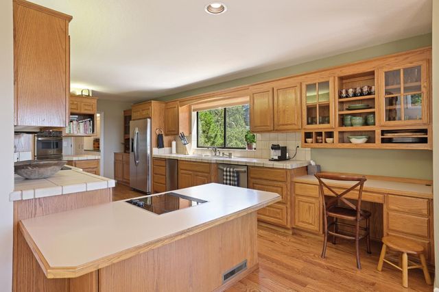 659 Sugarbush, Murphys, CA 95247