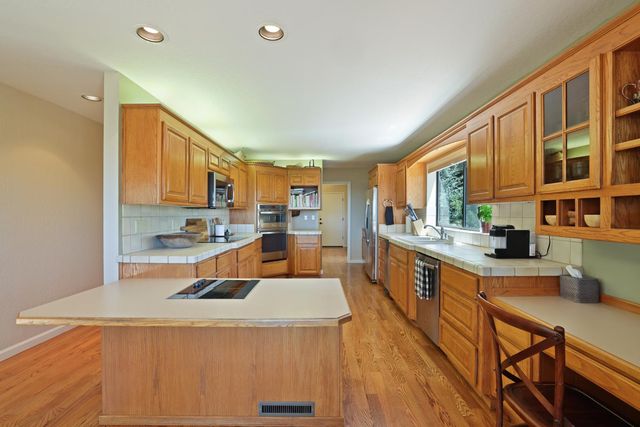 659 Sugarbush, Murphys, CA 95247