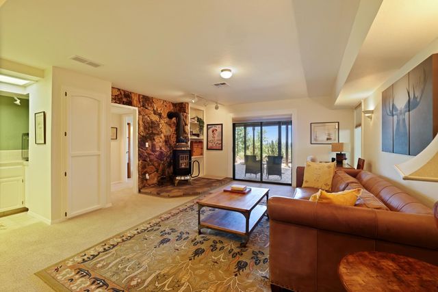 659 Sugarbush, Murphys, CA 95247
