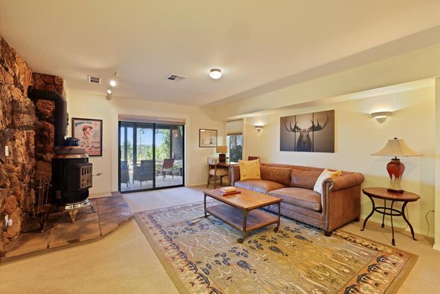 659 Sugarbush, Murphys, CA 95247