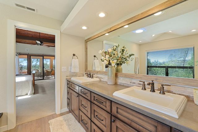 659 Sugarbush, Murphys, CA 95247