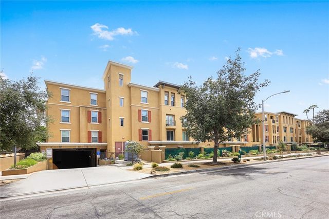 128 N Oak Knoll 206, Pasadena, CA 91101